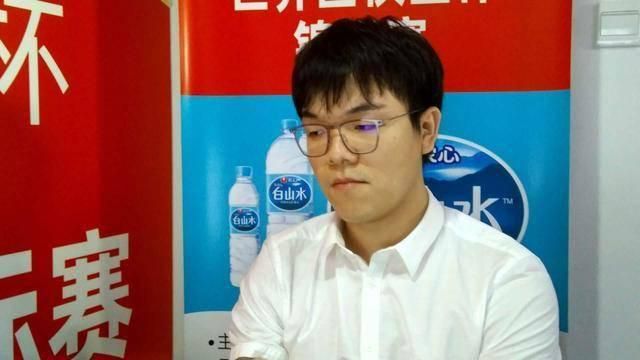 国产成人拍精品视频午夜网站