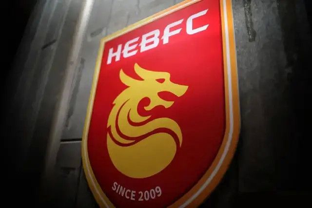 潮湿的内裤里